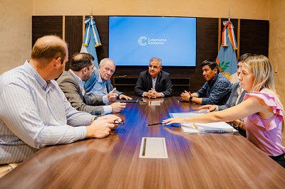 Se oficializó el traspaso de la Terminal Fiambalá