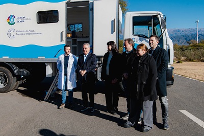 Aguas de Catamarca suma un moderno laboratorio móvil para monitorear la calidad del agua en toda la provincia